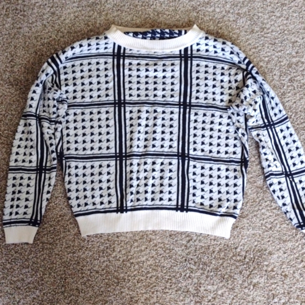 Korean sweater